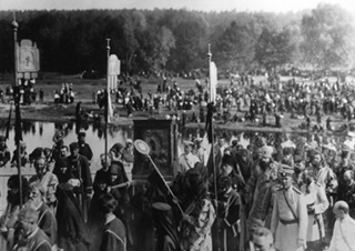 Крестный ход с иконой Божией Матери &laquo;Умиление&raquo; из Дивеевского монастыря в Саровскую пустынь